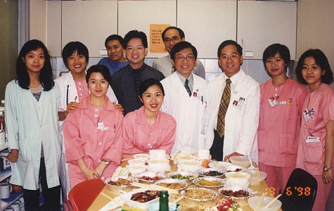 Party.jpg (54167 bytes)